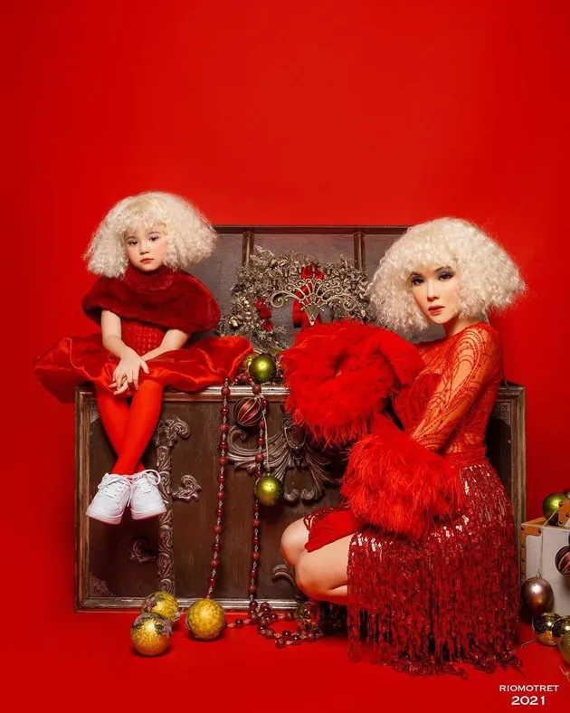 Pemotretan Natal Gisella Anastasia &amp; Gempi