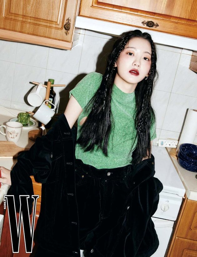 Cho Yi Hyun's Latest Photoshoot 'ALL OF US ARE DEAD' with W Korea, Radiating Doll-like Beauty