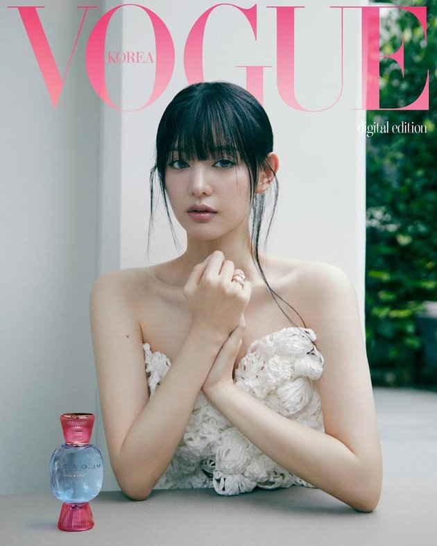 Kim Ji Won's Latest Photoshoot for Bvlgari Parfums, Showcasing Perfect Visuals - Straight Bangs