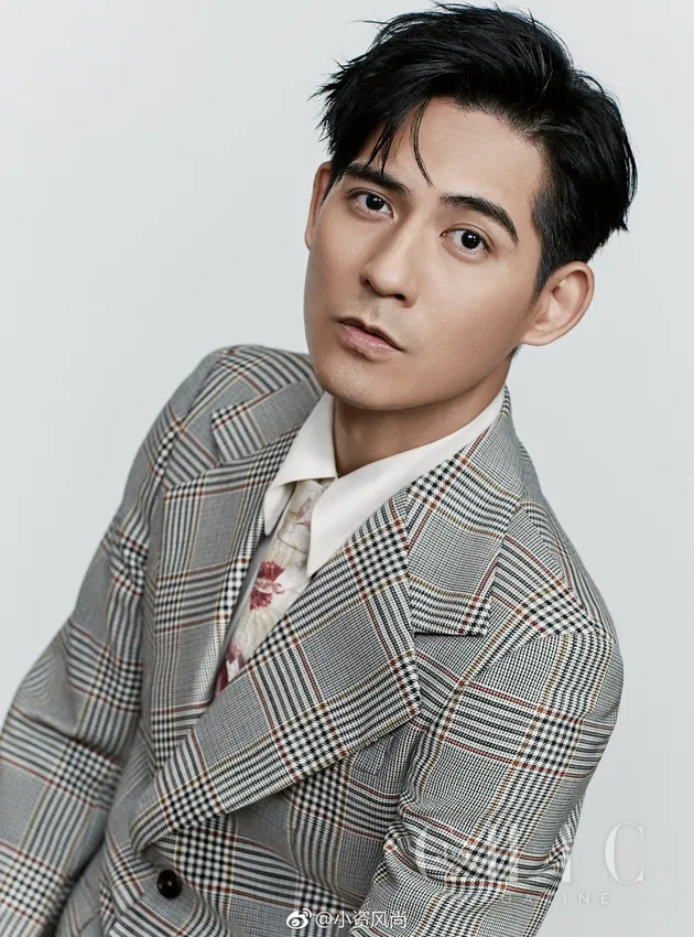 PEMOTRETAN TERBARU VIC  ZHOU  HOT DADDY GANTENG DI USIA 37 