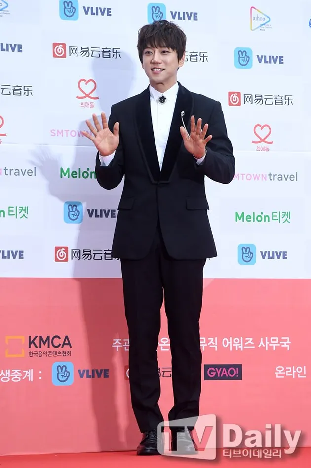 red carpet gaon chart music awards