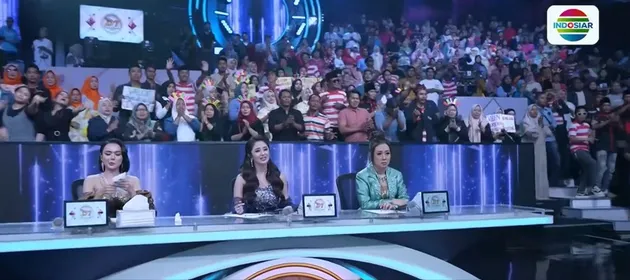 Ketiga Dewan Juri DA 7