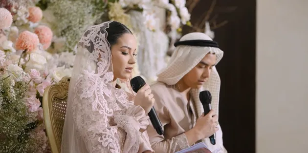 Doa bersama di acara pengajian 4 bulan kehamilan Alyssa Daguise