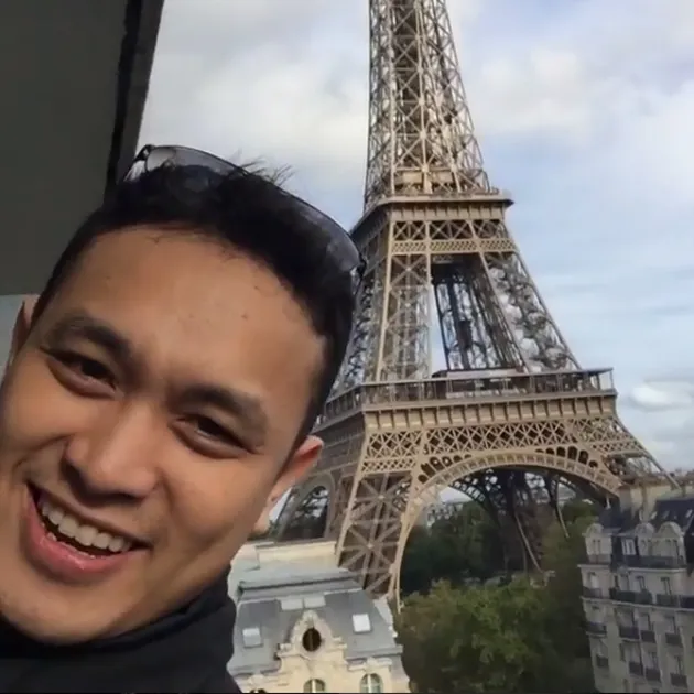 gilang dirga, adiezty