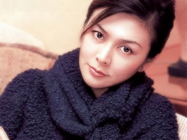 Kabar Rosamund Kwan