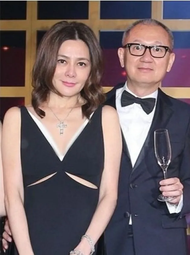 Kabar Rosamund Kwan