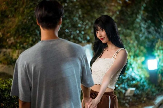 Full of Chemistry, Check out 8 Romantic Photos of Suzy and Sejong as a Couple in the Drama 'DOONA!'