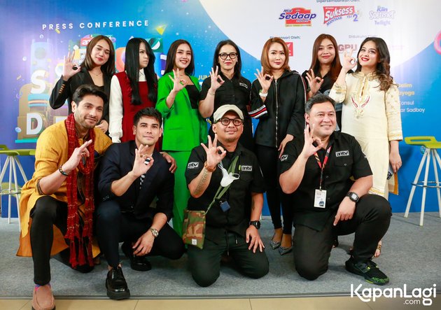 Selain pertunjukan drama musikal yang menjadi ciri khas ANTV, pagelaran kali ini juga menampilkan keberagaman musik Indonesia oleh sederet musisi papan atas.