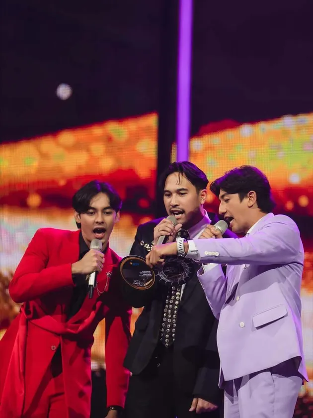 Adrian Khalif disambut meriah