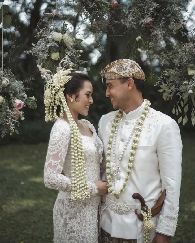 Hamish Daud dan Raisa menikah