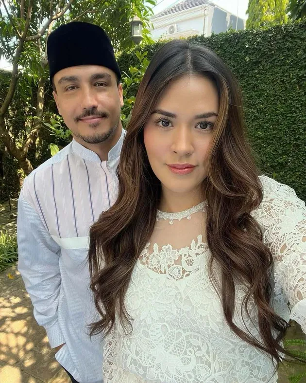 Hamish Daud dan Raisa saat lebaran
