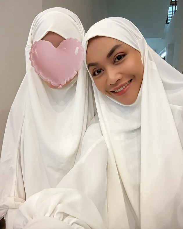 Anak Denada
