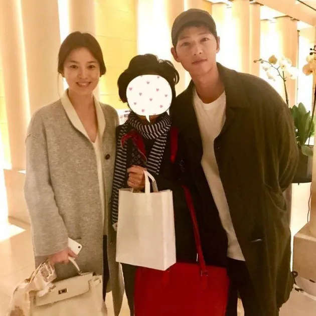 song song couple in paris