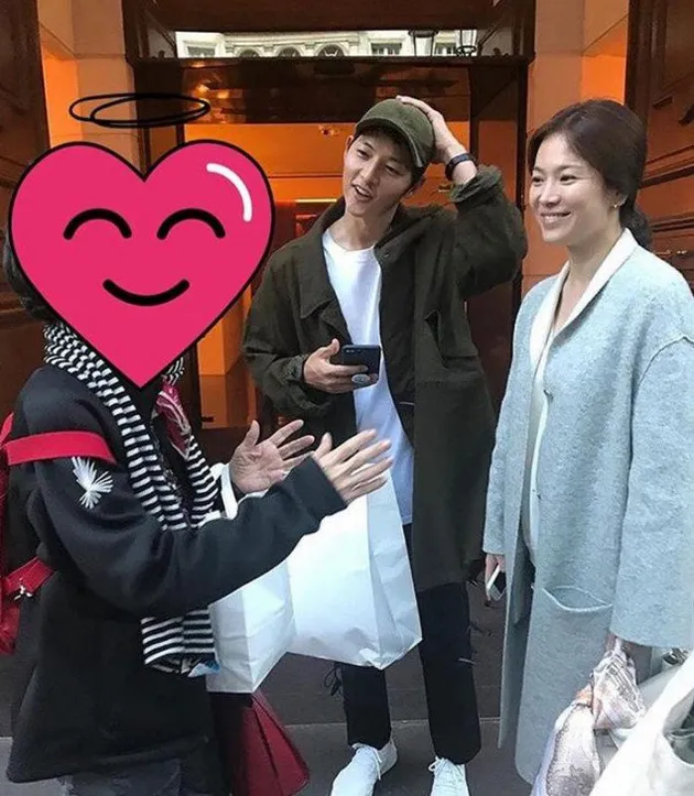 song song couple in paris