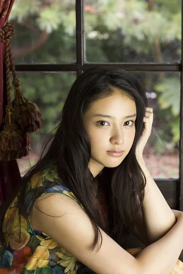 Emi Takei