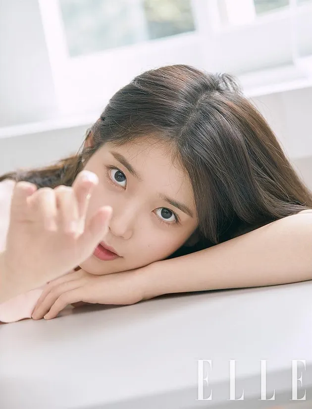 IU - ELLE