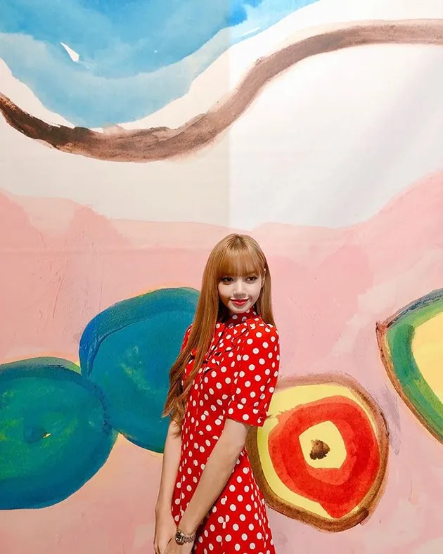 Lisa BLACKPINK