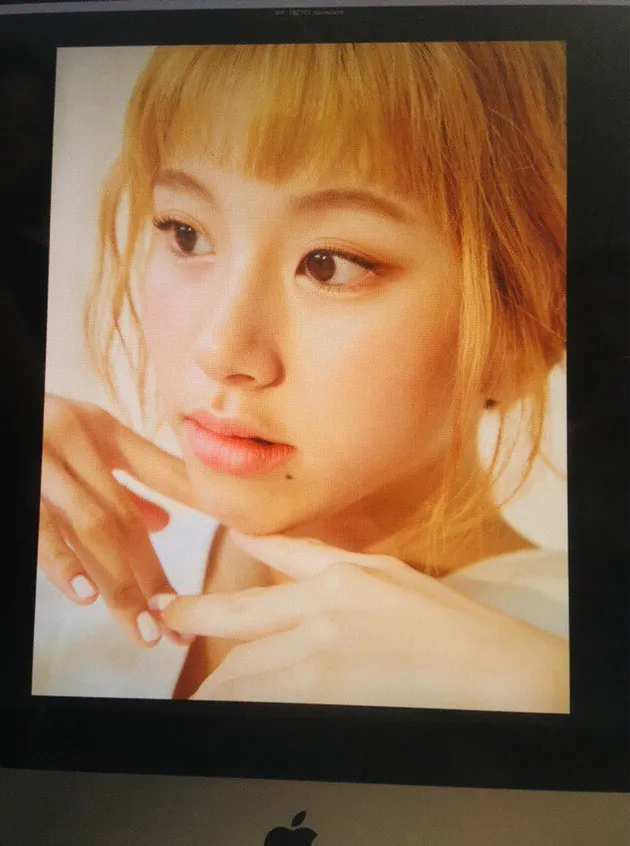 TWICE - Marie Claire