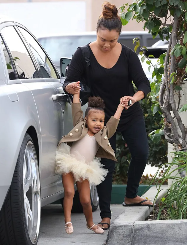 Foto Lucu North West