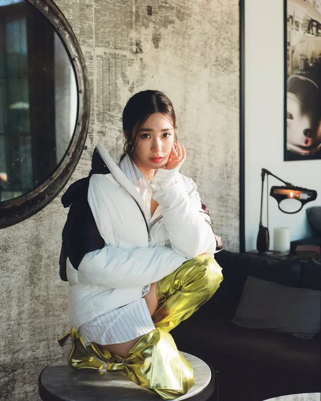 Tiffany Young - tmrw