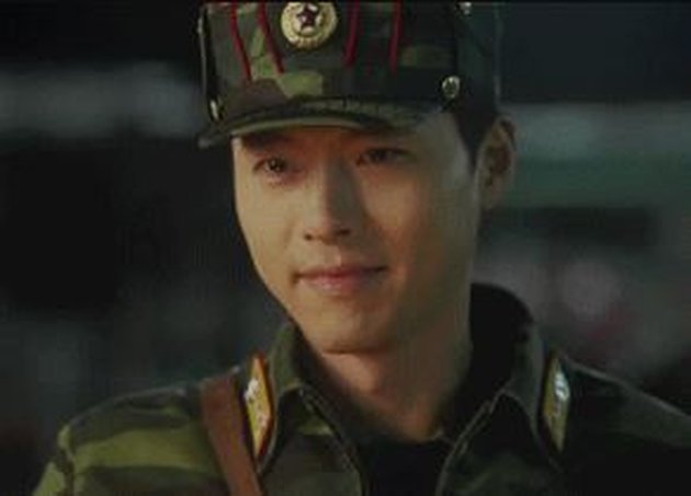 The Charm and Sweet Smile of Hyun Bin in 'Crash Landing On You', Making the Audience Feel Like Son Ye Jin