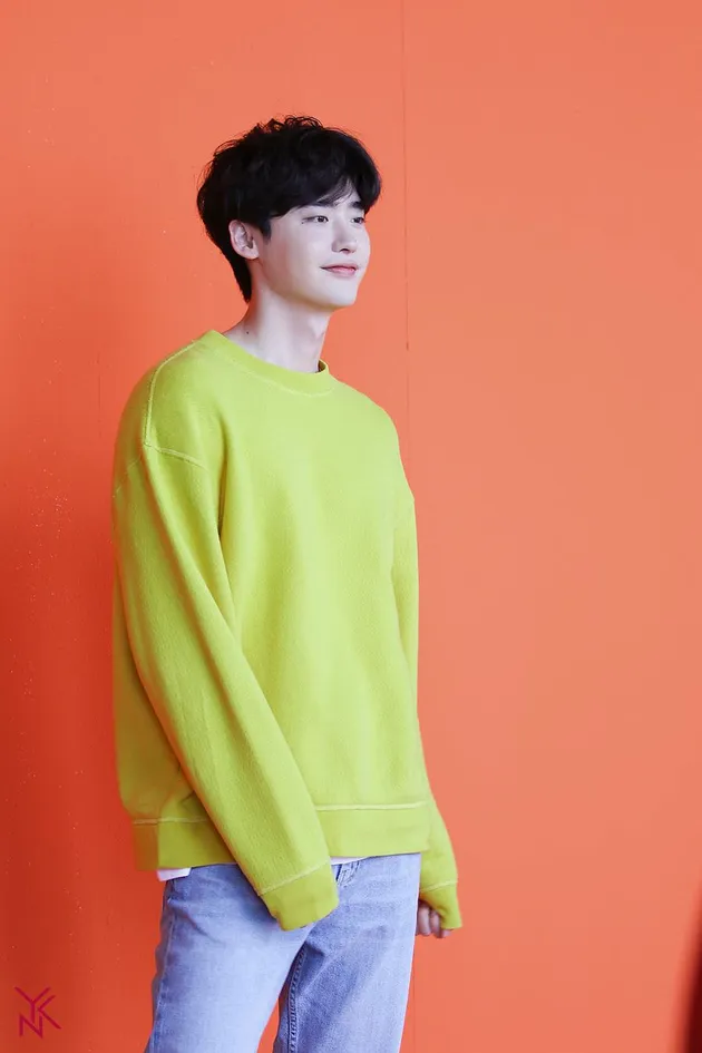 Lee Jong Suk