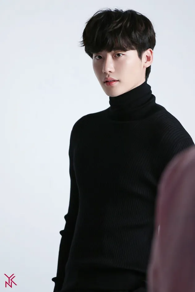 Lee Jong Suk