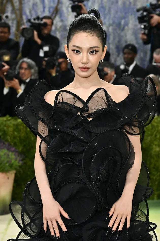 Ningning aespa di met gala 2026