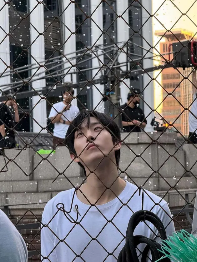 Kim Young Dae di Balik Kawat