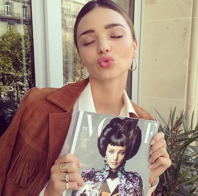 Miranda Kerr, Hot Mom - Sosialita