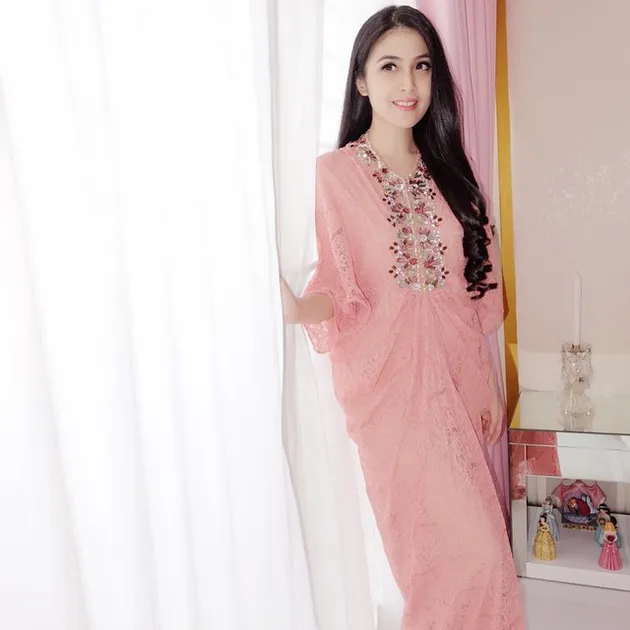 Sandra Dewi