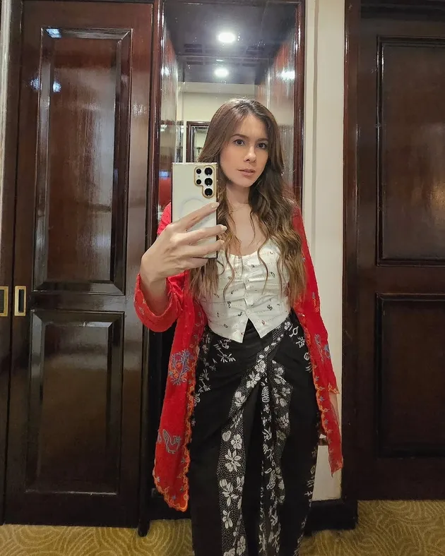 Rok Lilit Batik Wulan Guritno