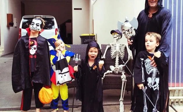 Pesta Halloween Bunga Citra Lestari