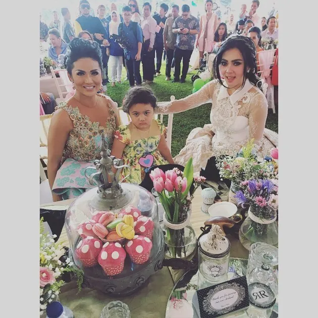 Ulang tahun syahrini