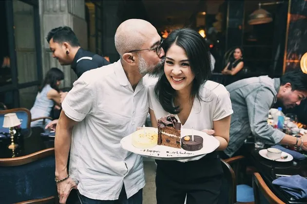 Pesta Ultah Istri Lukman Sardi