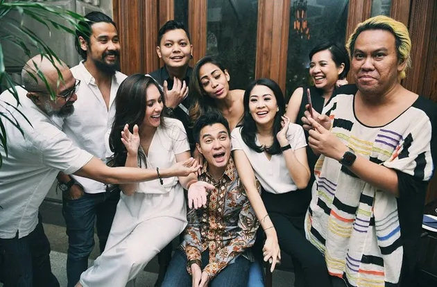 Pesta Ultah Istri Lukman Sardi