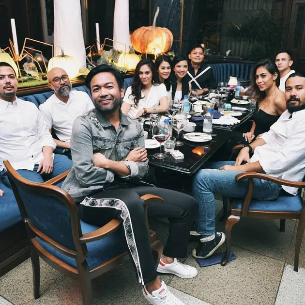 Pesta Ultah Istri Lukman Sardi