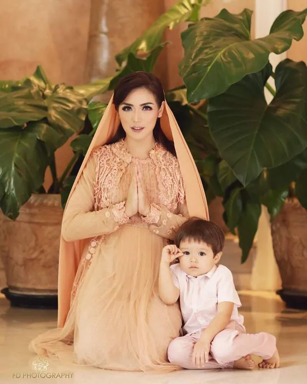 Jessica Iskandar &amp; El