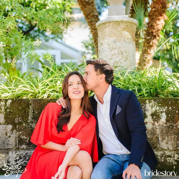 Bulan madu Raisa - Hamish Daud