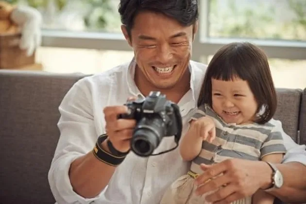 selebritis dengan sertifikat unik