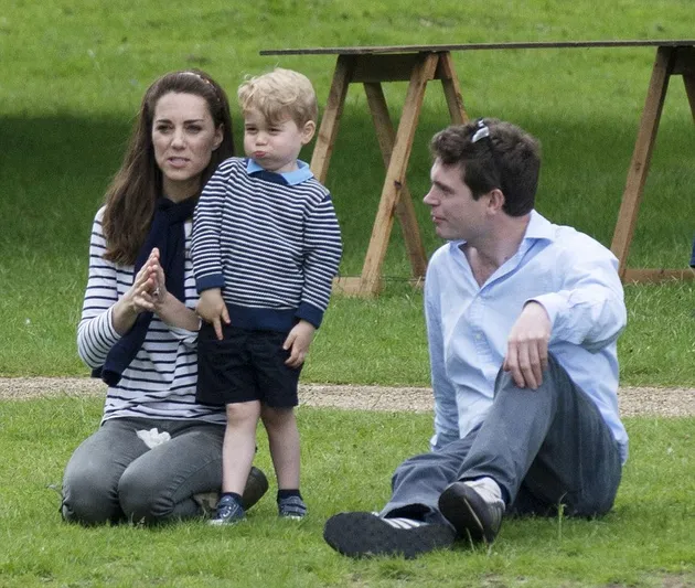 Kate Middleton &amp; 2 Anaknya