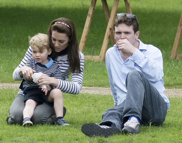 Kate Middleton &amp; 2 Anaknya