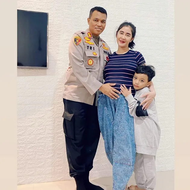 potret terbaru Uut Permatasari.