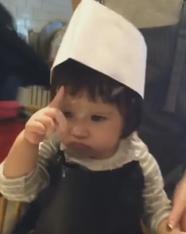 Baby Gempi bikin pizza