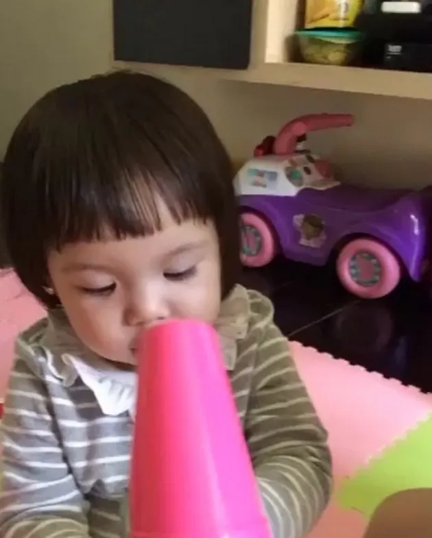 Baby Gempi bikin pizza