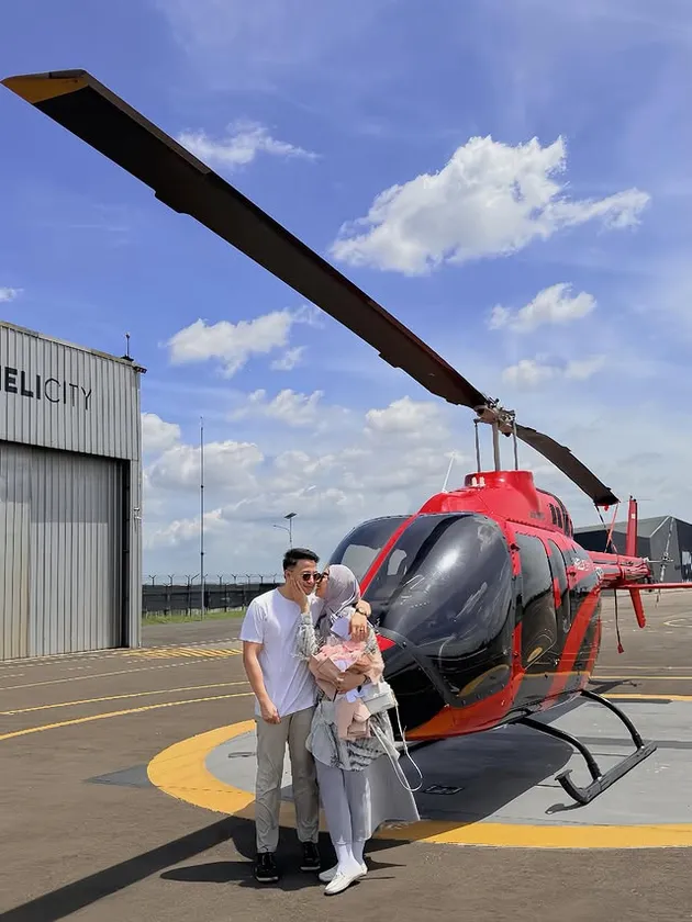 Poppy bunga mesra bareng suami