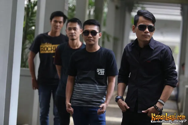Aris Idol dan Nirwana Band