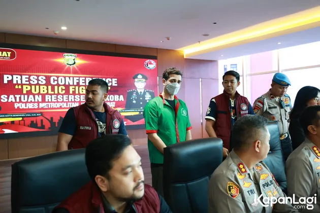 Fachri Albar Narkoba