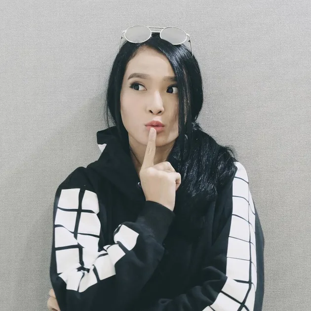 Foto-Foto Cantik Adila Fitri