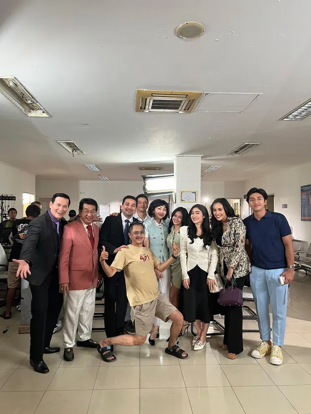 Adly Fairuz bersama para pemain